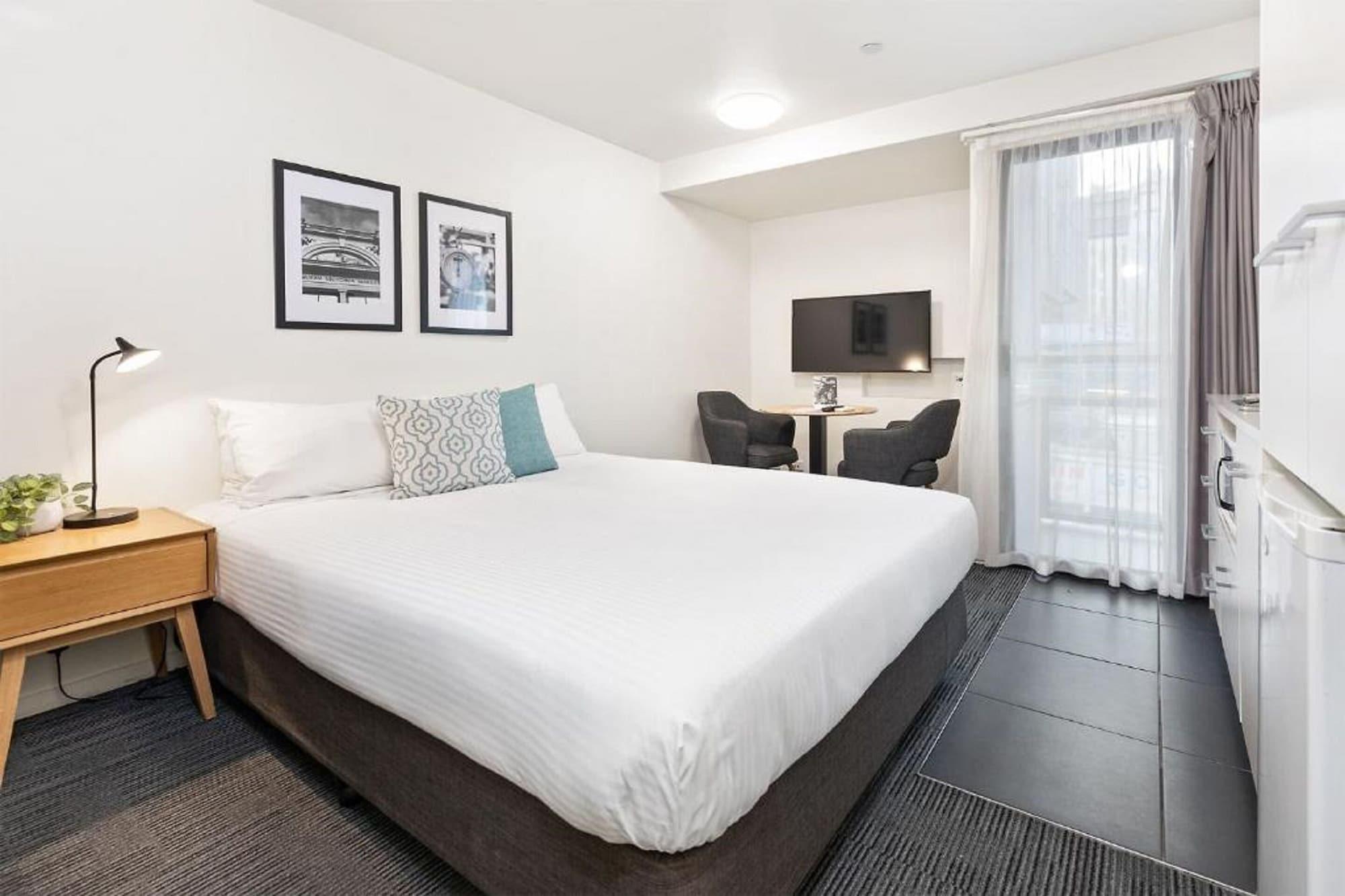 City Edge North Melbourne Apartment Hotel מראה חיצוני תמונה