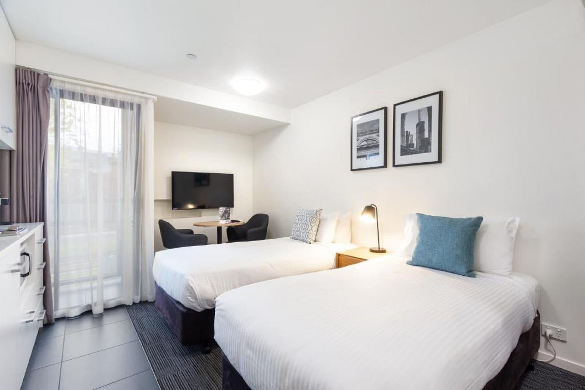 City Edge North Melbourne Apartment Hotel מראה חיצוני תמונה