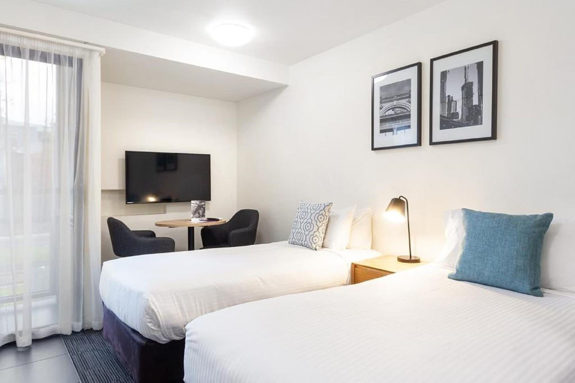 City Edge North Melbourne Apartment Hotel מראה חיצוני תמונה