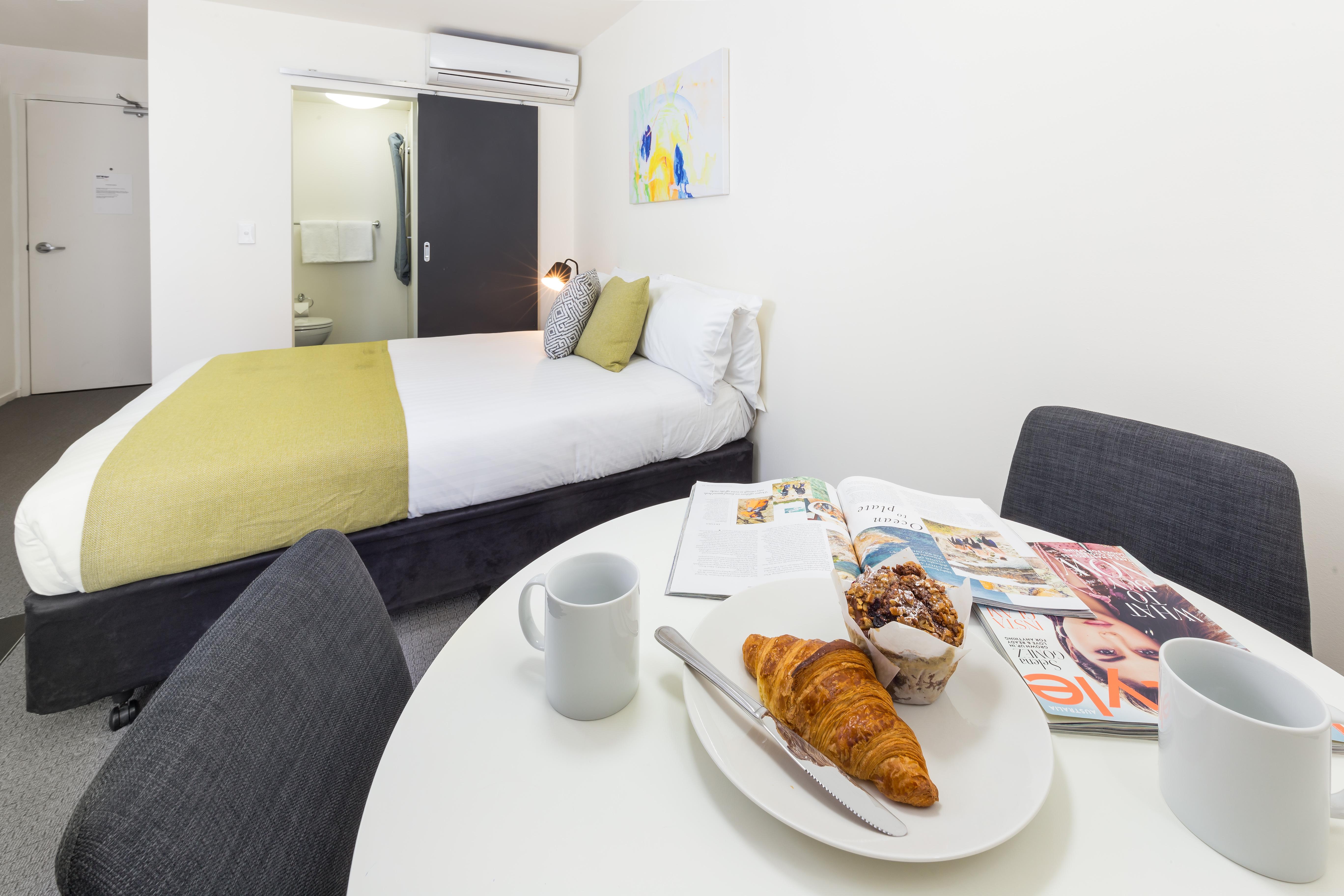 City Edge North Melbourne Apartment Hotel מראה חיצוני תמונה