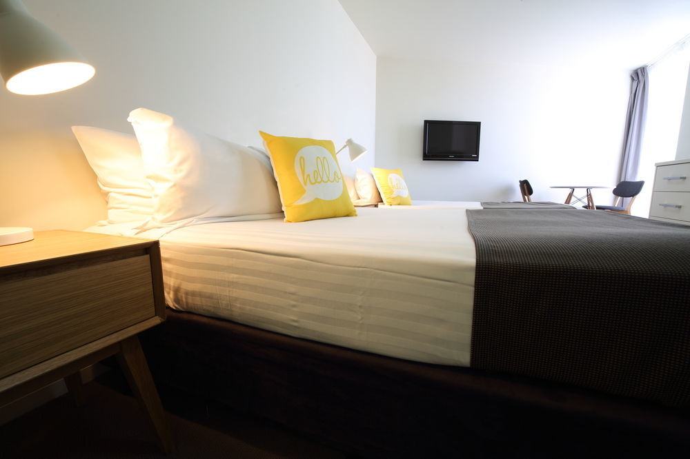 City Edge North Melbourne Apartment Hotel מראה חיצוני תמונה