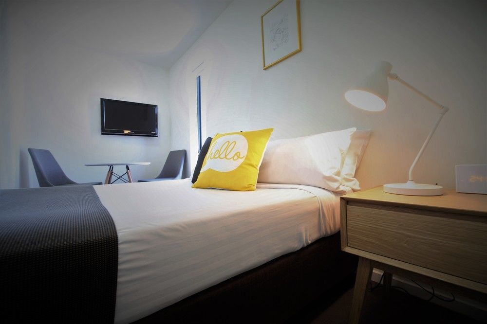 City Edge North Melbourne Apartment Hotel מראה חיצוני תמונה